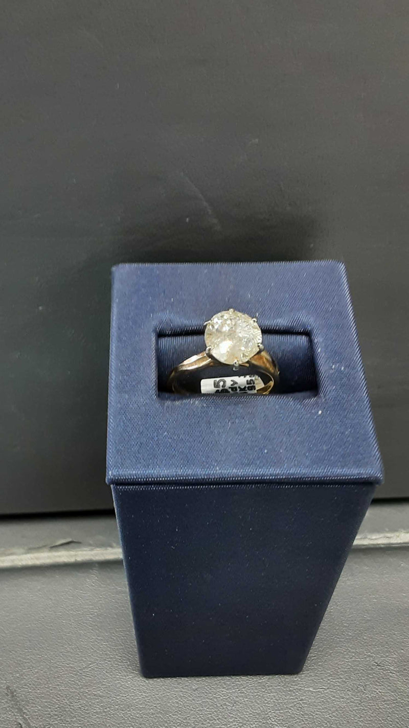 Yellow Gold 14k (.585) 3.2 grams Size 5