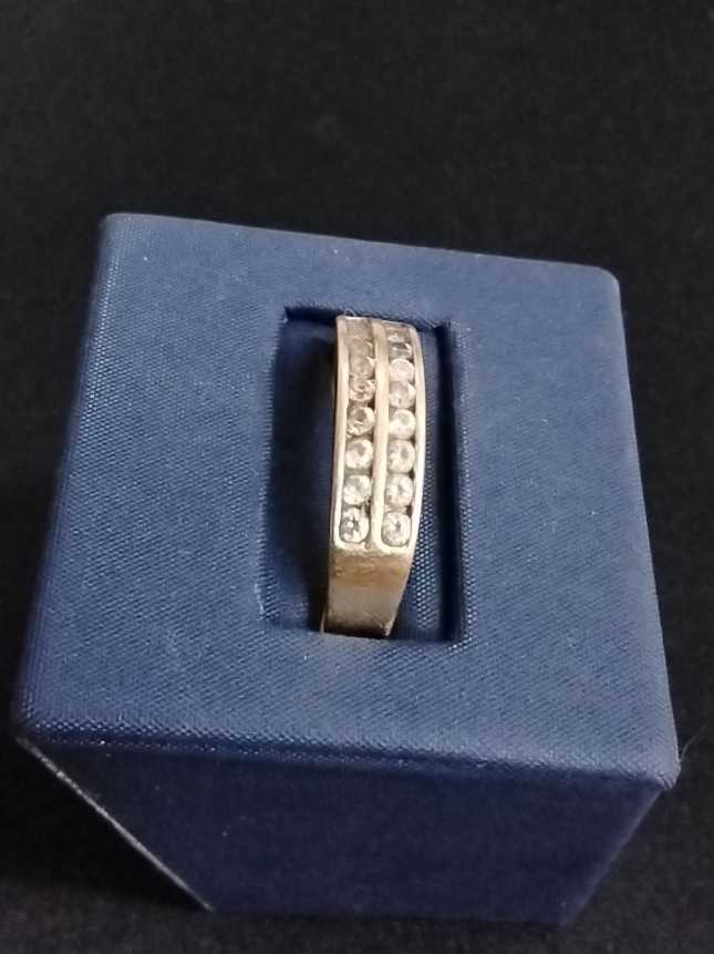 Ring - Wedding Band - Yellow Gold 14k (.585) 3.4 grams Size 20