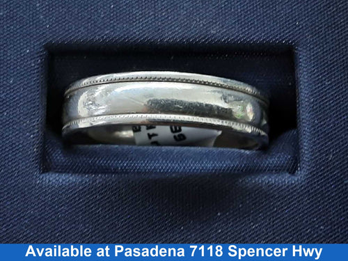 Ring - Wedding Band - Silver 5.1 grams Size 20