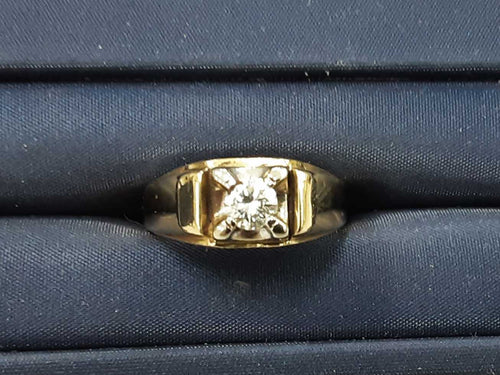 Men's Ring - Yellow Gold 14k (.585) 6.2 grams Size 9
