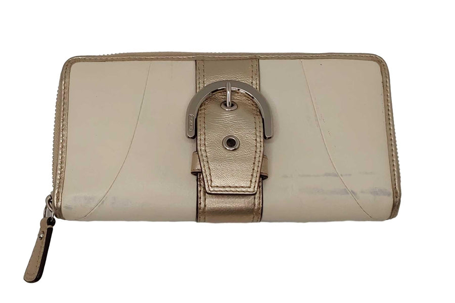 Coach Buckle Beige / Tan Wallet