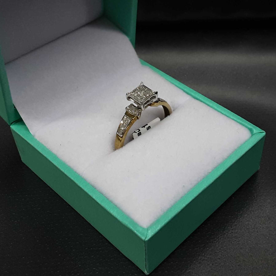 Women's Ring - Yellow Gold 10k (.417) 1.6 grams Size 7