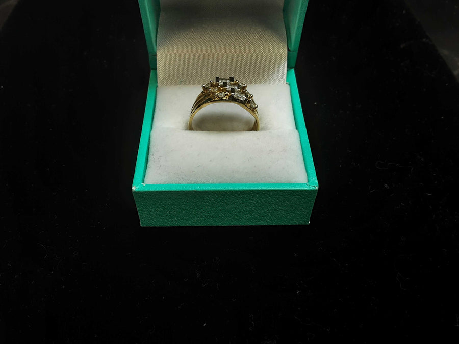 Women's Ring - Yellow Gold 14k (.585) 4 grams Size 8