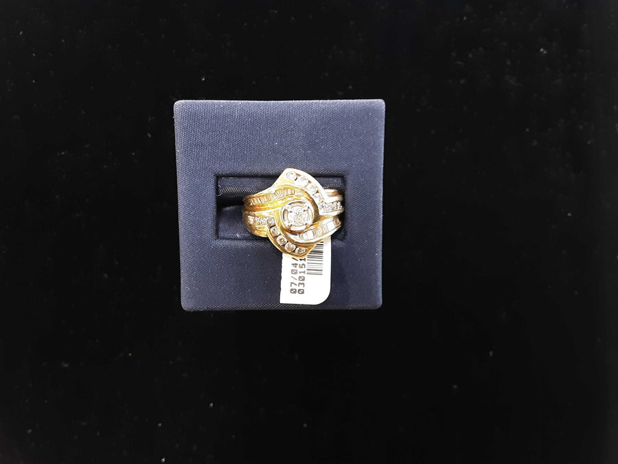 Women's Ring - Yellow Gold 14k (.585) 5.9 grams Size 20