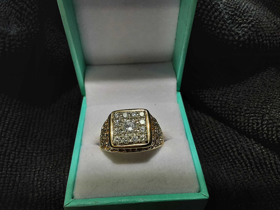Men's Ring - Yellow Gold 10k (.417) 9.7 grams Size 11.5