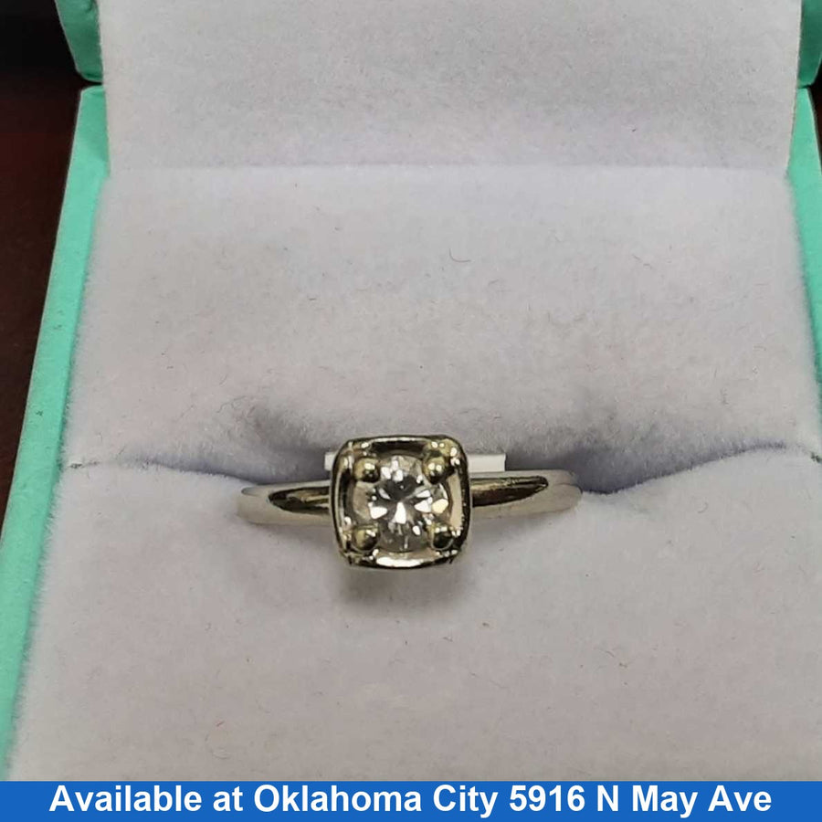 Women's Ring - White Gold 14k (.585) 2.2 grams Size 20