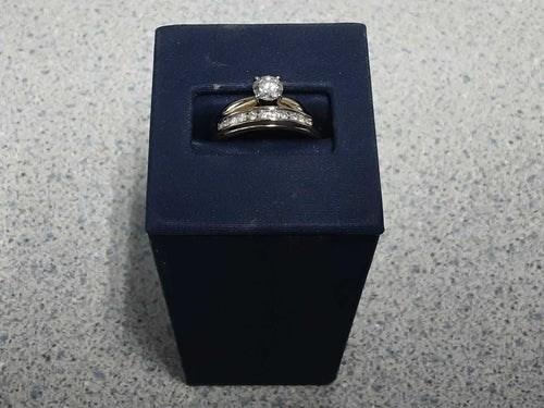 Ring - Engagement Set - Yellow Gold 14k (.585) 6 grams Size 8
