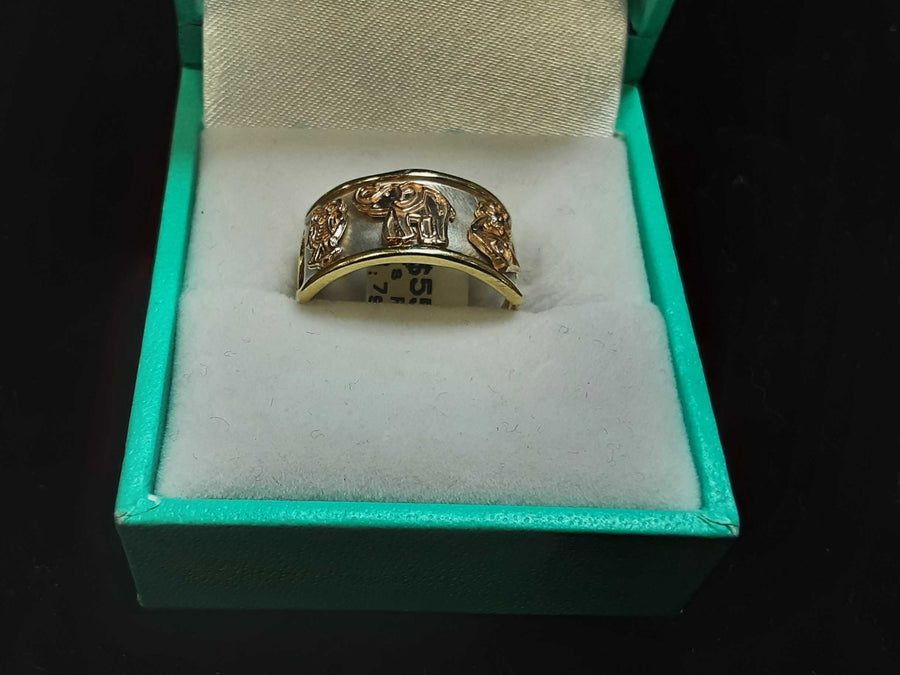 Women's Ring - Tricolor Gold 14k (.585) 3.7 grams Size 8.5