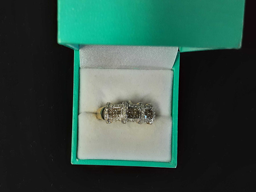 Women's Ring - Yellow Gold 10k (.417) 4.8 grams Size 11