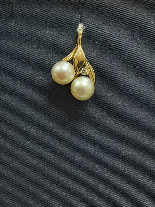 Diamond Pendant - Yellow Gold 14k (.585) 2.3 grams