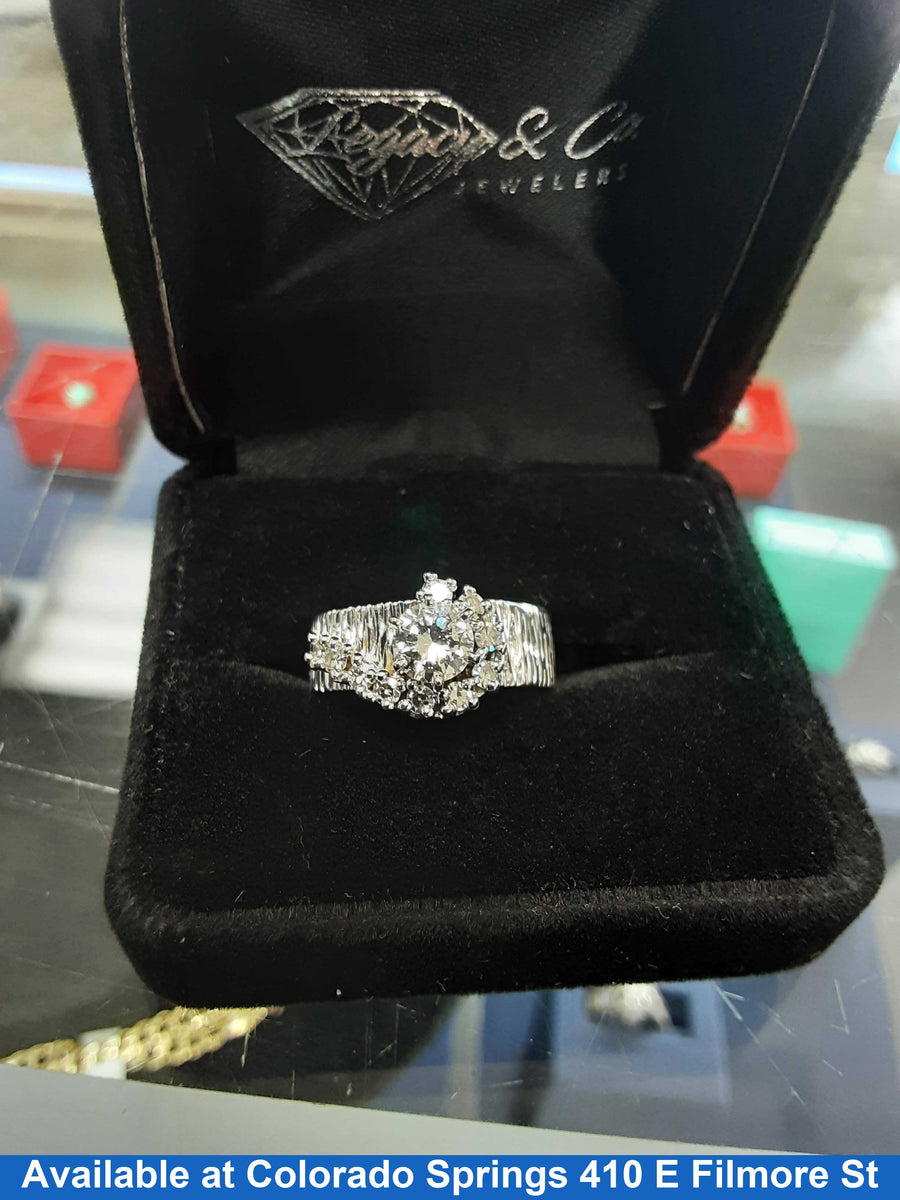 Women's Ring - Solitaire - White Gold 14k (.585) 6.6 grams Size 6