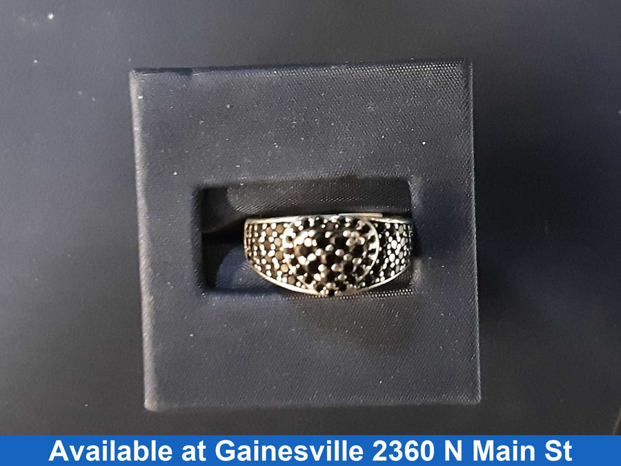 Women's Ring - Silver 4.7 grams Size 7.5