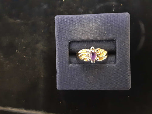 Women's Ring - Yellow Gold 10k (.417) 1.3 grams Size 7.5