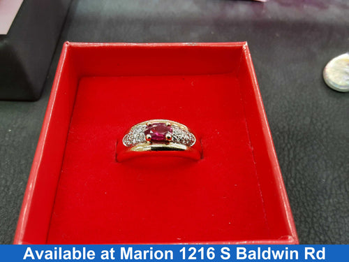 Women's Ring - Yellow Gold 14k (.585) 4.5 grams Size 4.5