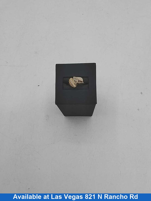 Women's Ring - Yellow Gold 10k (.417) 2.2 grams Size 9