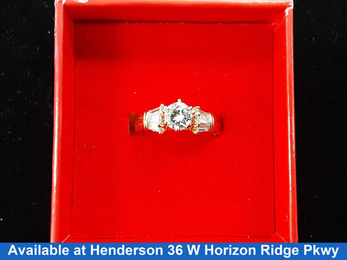 Women's Ring - Yellow Gold 14k (.585) 4.2 grams Size 7