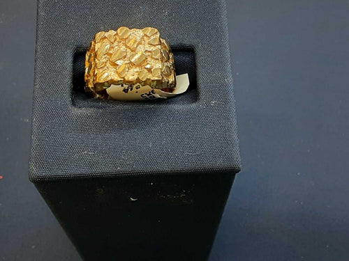 Men's Ring - Yellow Gold 10k (.417) 3.8 grams Size 7