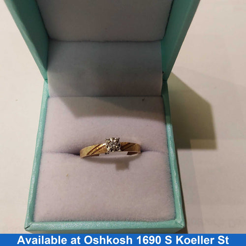 Women's Ring - Solitaire - Yellow Gold 10k (.417) 1.6 grams Size 7