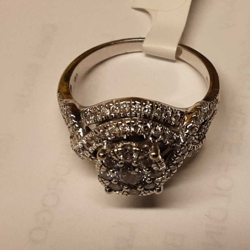 Women's Ring - White Gold 14k (.585) 6.6 grams Size 8
