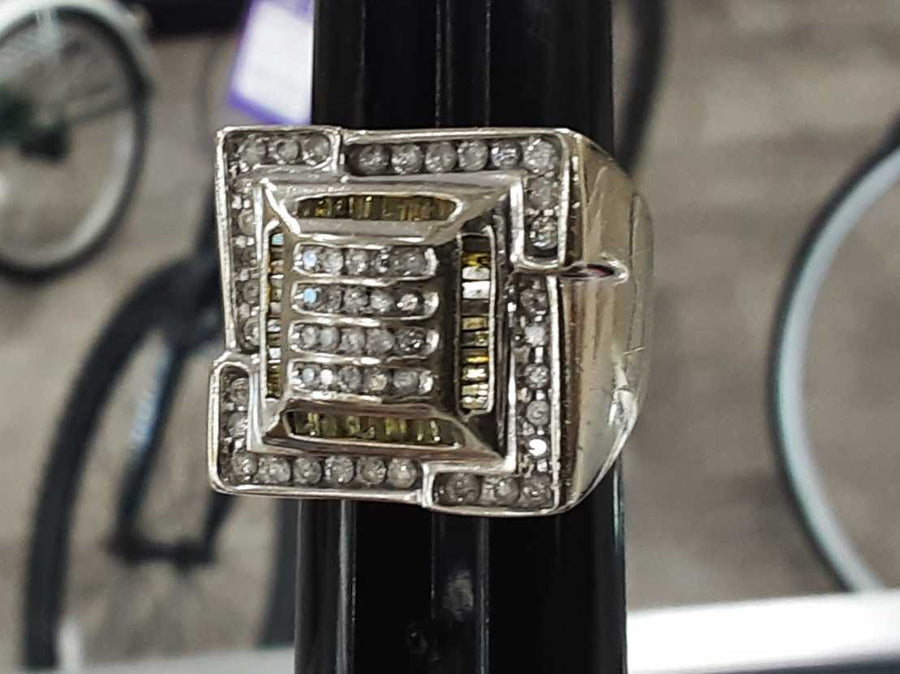 Men's Ring - White Gold 10k (.417) 12.4 grams Size 10