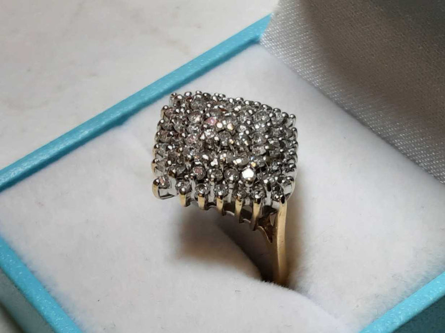 Women's Ring - Yellow Gold 14k (.585) 3.9 grams Size 20