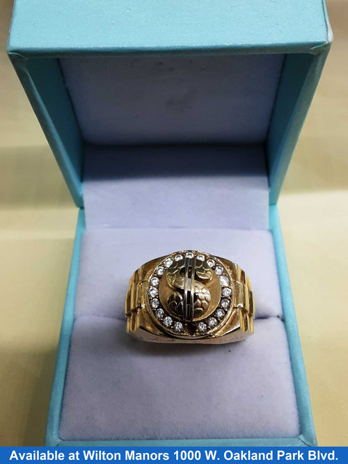 Men's Ring - Yellow Gold 10k (.417) 7.3 grams Size 7