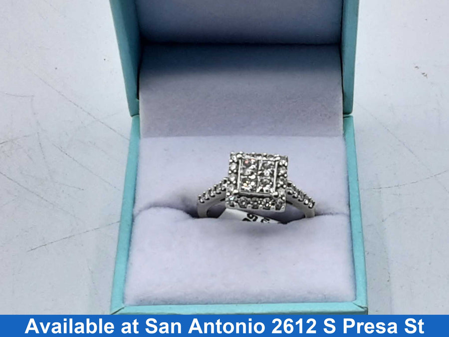 Women's Ring - White Gold 10k (.417) 5 grams Size 9.5