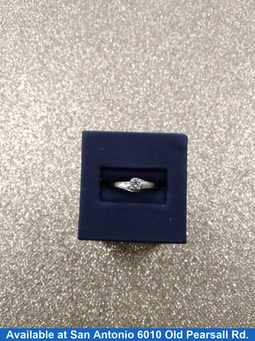 Women's Ring - Solitaire - White Gold 10k (.417) 2.5 grams Size 7