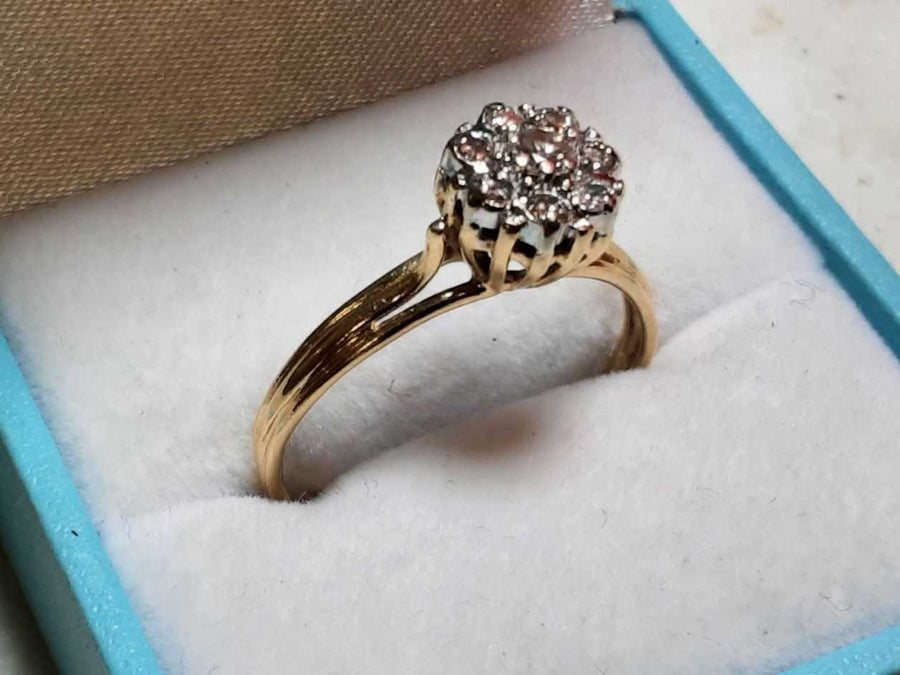 Women's Ring - Yellow Gold 14k (.585) 2.7 grams Size 10