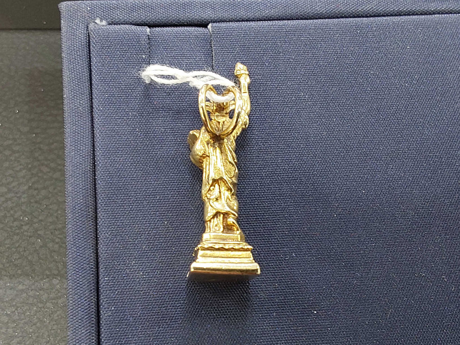 Symbol Pendant - Yellow Gold 14k (.585) 6.3 grams