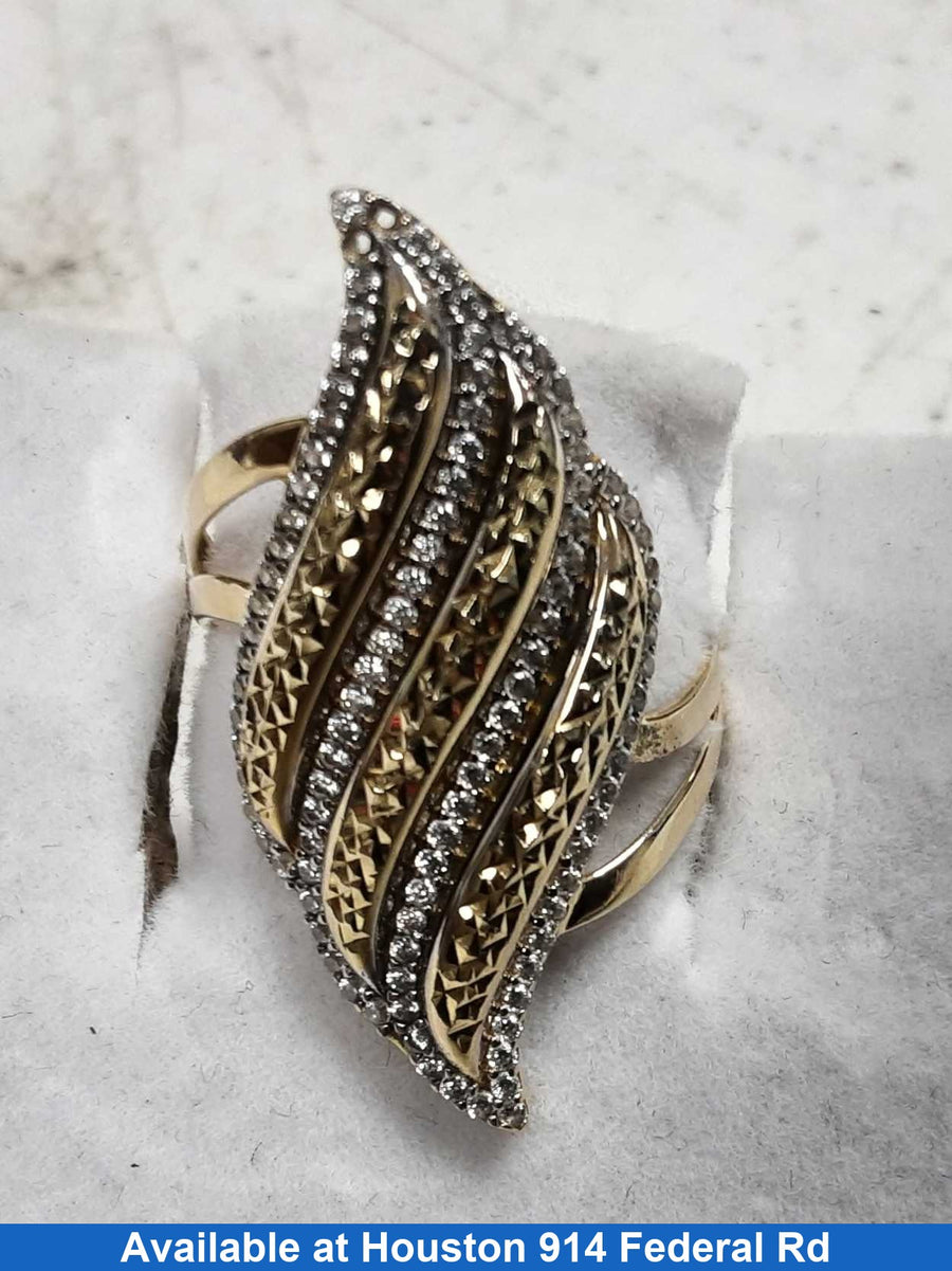 Women's Ring - Yellow Gold 14k (.585) 4.8 grams Size 9