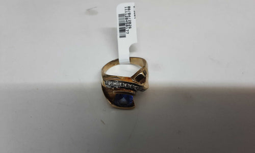Women's Ring - Yellow Gold 14k (.585) 9.7 grams Size 8.5