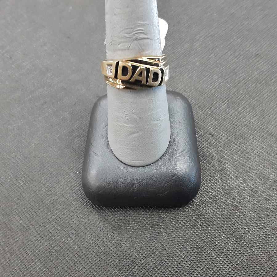Men's Ring - Yellow Gold 10k (.417) 3.7 grams Size 8.5