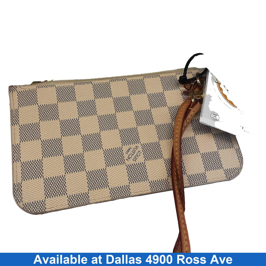 Louis Vuitton Na White Wallet