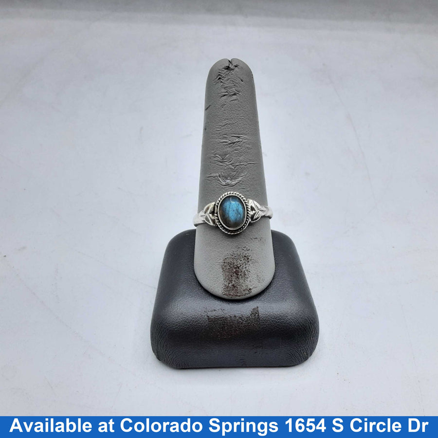 Women's Ring - Silver 3.2 grams Size 10