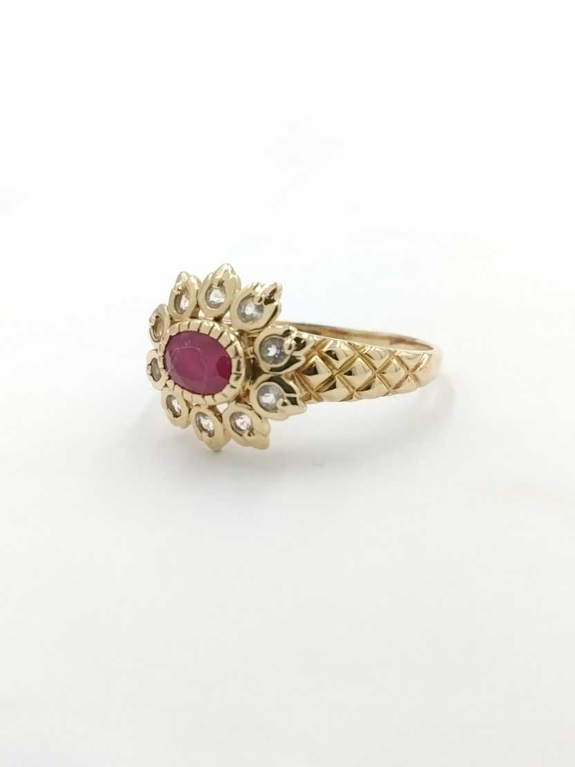 Women's Ring - Yellow Gold 14k (.585) 4.2 grams Size 11