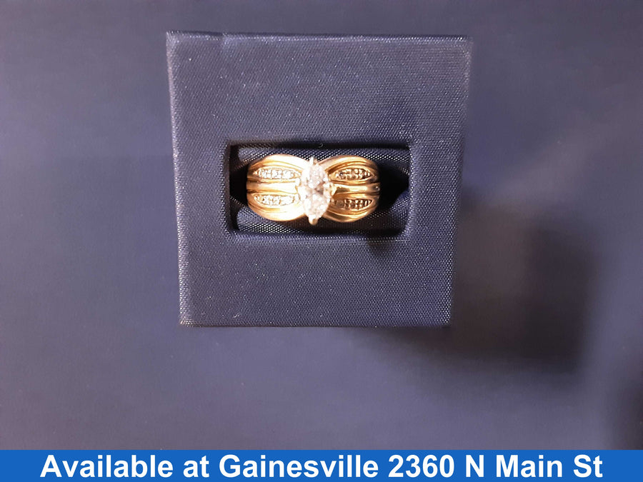 Women's Ring - Solitaire - Yellow Gold 10k (.417) 4 grams Size 7