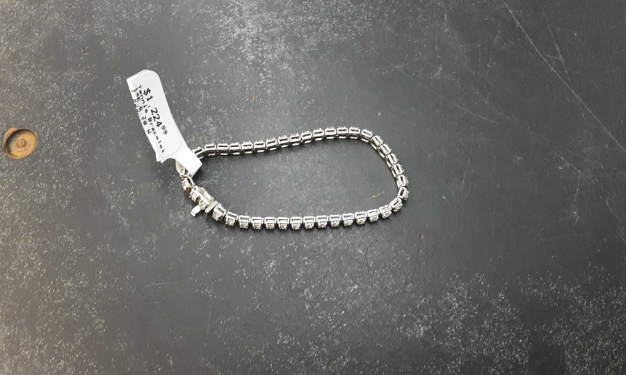 Tennis Bracelet - White Gold 14k (.585) 6.2 grams 6 inch