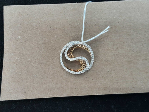 Diamond Pendant - Yellow Gold 18k (.750) 4.5 grams