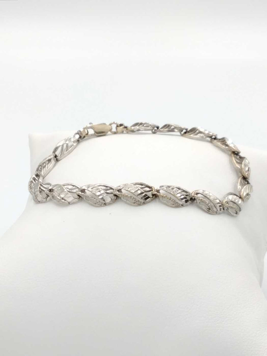 Link Bracelet - White Gold 10k (.417) 6.2 grams 6 inch
