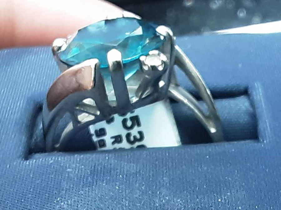 Women's Ring - White Gold 10k (.417) 4.9 grams Size 10
