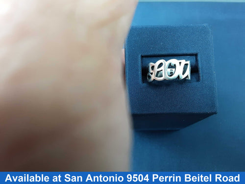 Women's Ring - Silver 4.2 grams Size 20