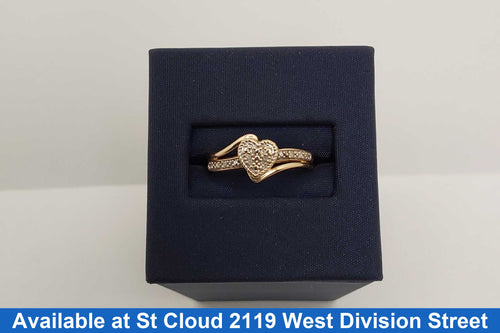 Women's Ring - Yellow Gold 10k (.417) 1.75 grams Size 7.5