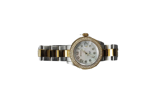 Invicta 28675 Silver Regular Watch
