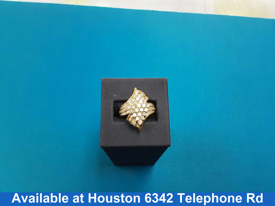 Women's Ring - Yellow Gold 10k (.417) 6.1 grams Size 10