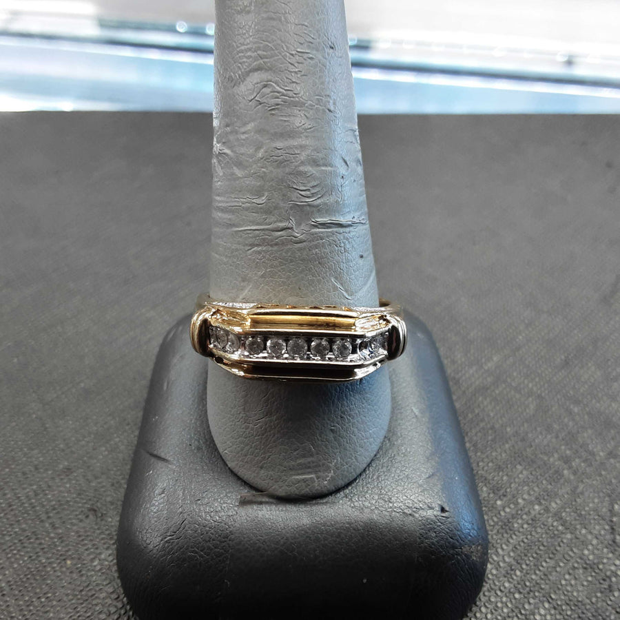 Men's Ring - Yellow Gold 10k (.417) 5 grams Size 11.5