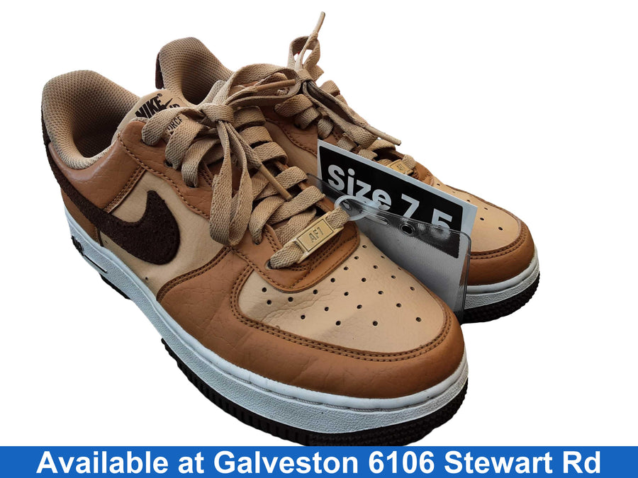 Nike Hq3905-200 Beige / Tan