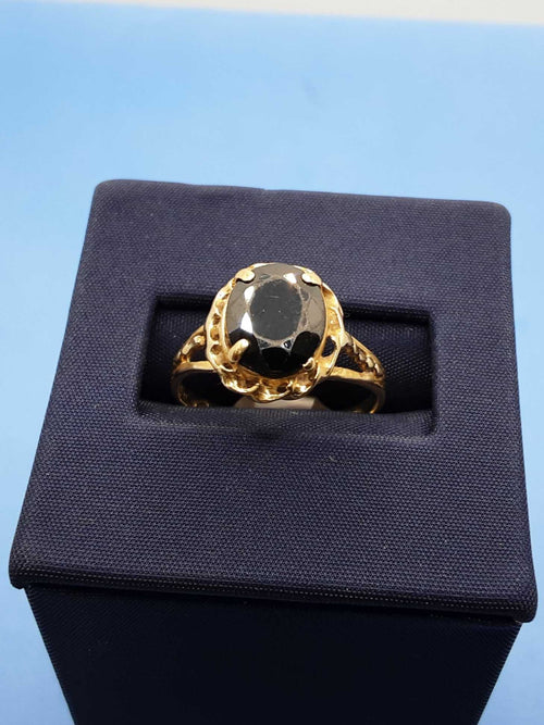 Women's Ring - Yellow Gold 14k (.585) 3.2 grams Size 8