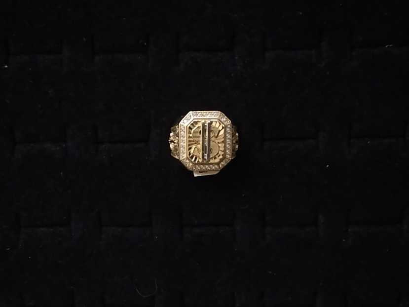 Men's Ring - Yellow Gold 10k (.417) 8.7 grams Size