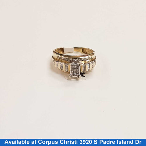 Women's Ring - Yellow Gold 10k (.417) 3.8 grams Size 6.5